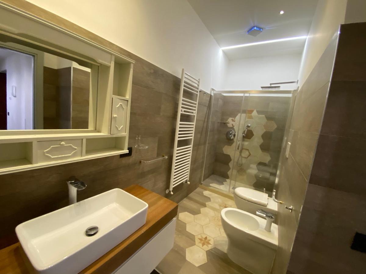 Mondo Vacanze Apartamento Savona Exterior foto