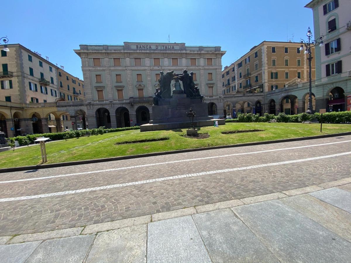 Mondo Vacanze Apartamento Savona Exterior foto